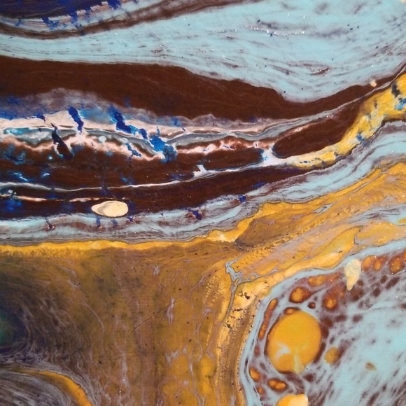 10"x10" Handmade paint pour - Picture 3 of 7